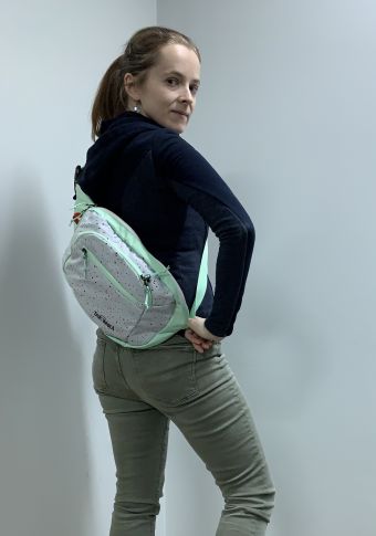 Сумка-рюкзачок  Hip Sling Pack black 